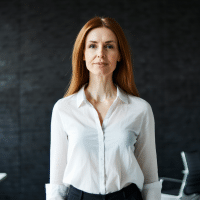 Déstabiliser une femme narcissique : les meilleures stratégies