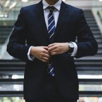 Costume homme : les tendances et bonnes pratiques pour bien le choisir