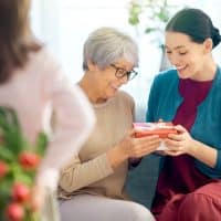 Fête des mères : le cadeau chic qui fait toujours plaisir